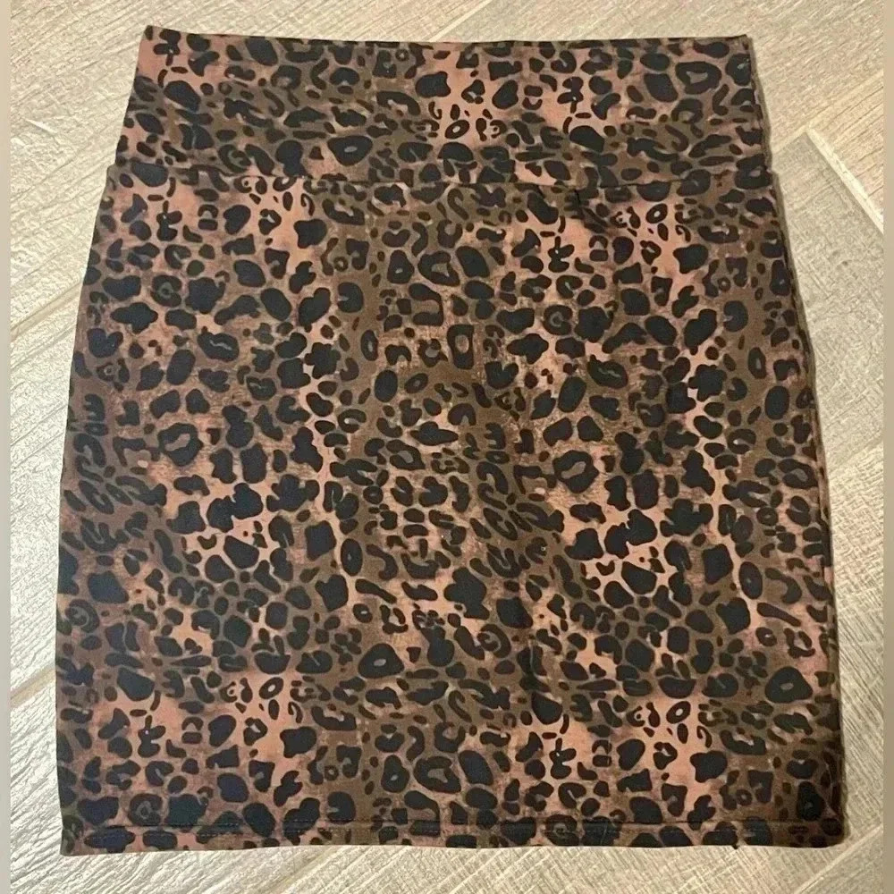 Leopard Print Mini Skirt